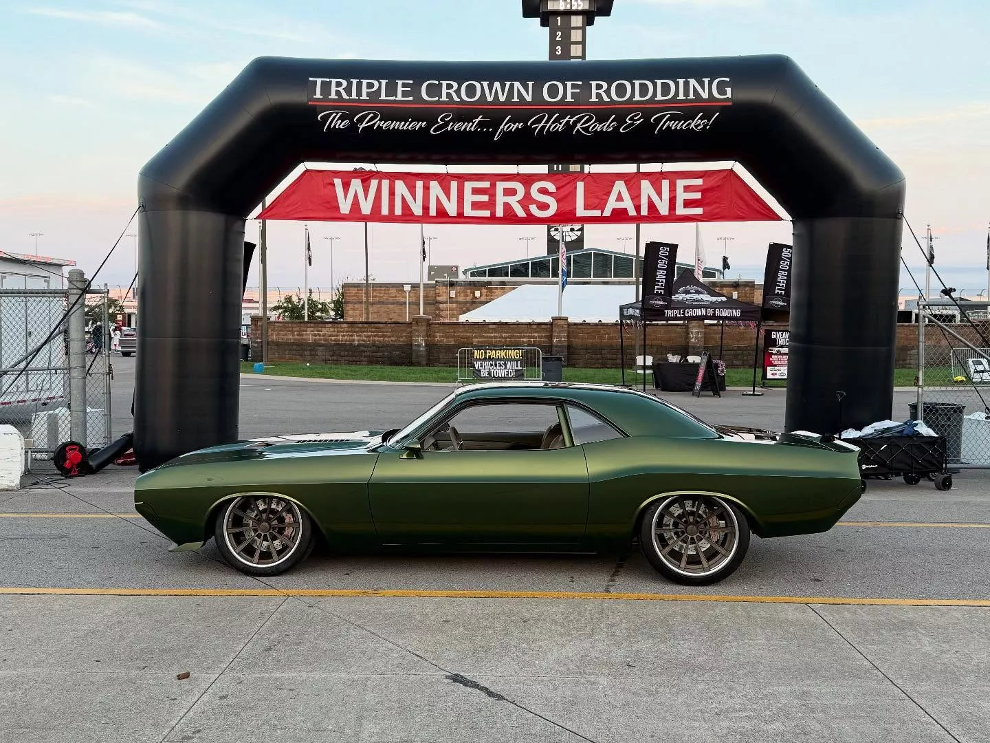 Steve Nettleingham's 1970 Dodge Challenger Wins Triple Crown of