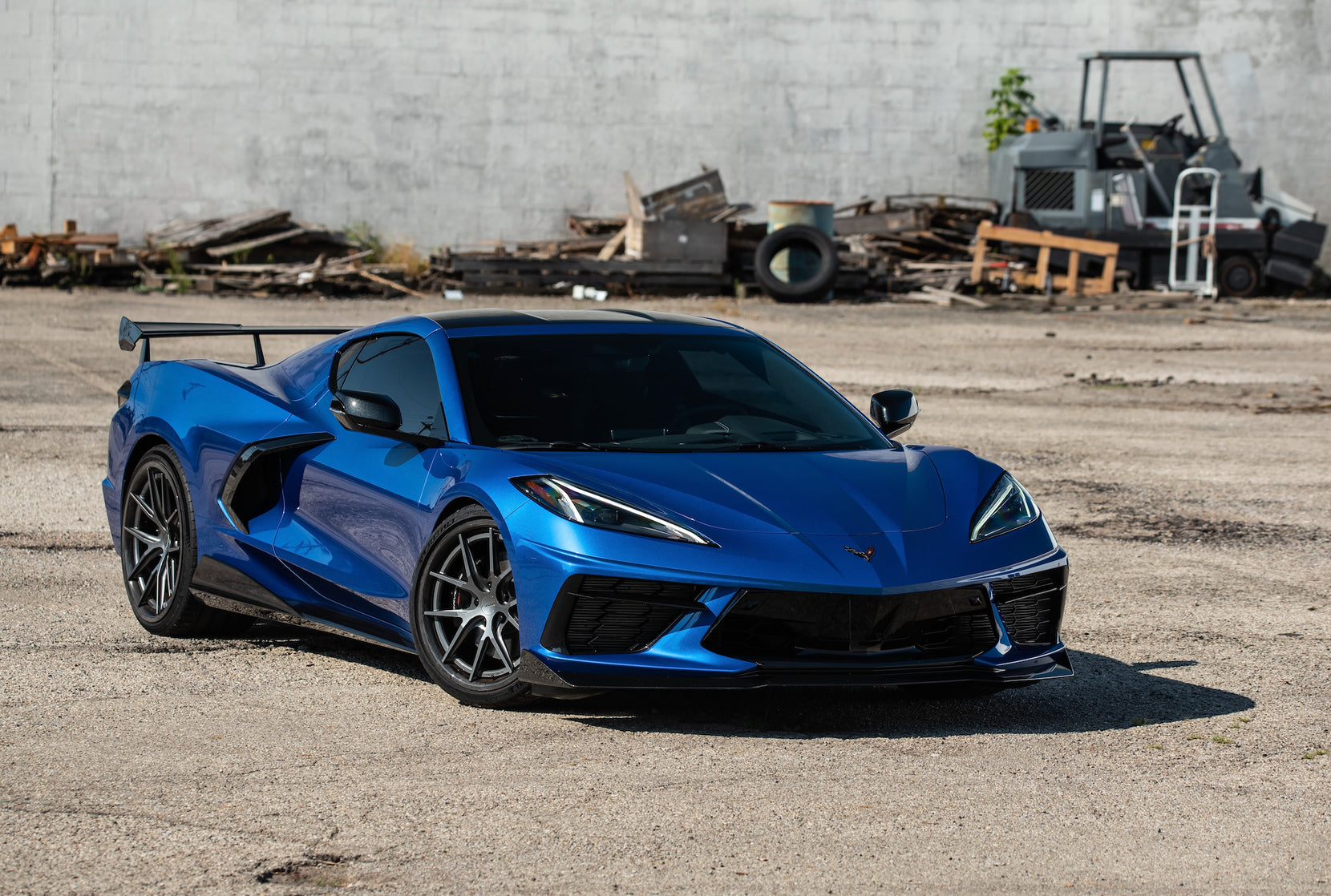 Greg Kelson's Chevrolet C8 Corvette on Forgeline Carbon+Forged CF201 Wheels