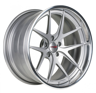 VX3C in Standard Silver center and Polished outer, close up