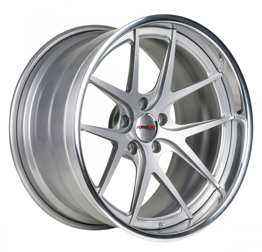 VX3C in Standard Silver center and Polished outer, close up