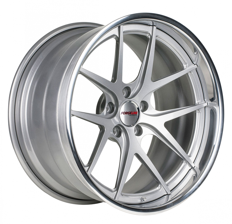 VX3C in Standard Silver center and Polished outer, close up