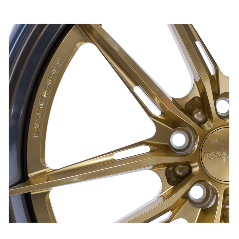 AL307 Finished with Gold Illusion Center and Transparent Smoke Outer Closeup 2