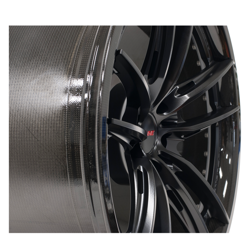CF207 with Satin Black center - hub detail