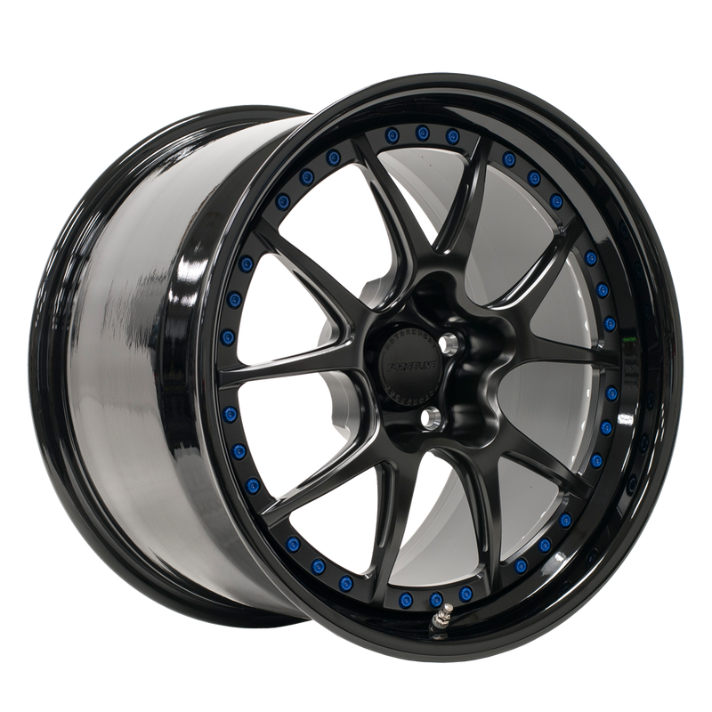 GA3R Open Lug finished with Pearl White center and Black Pearl outer