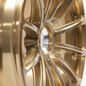 GT1 finished in Tinted Gold thumbnail