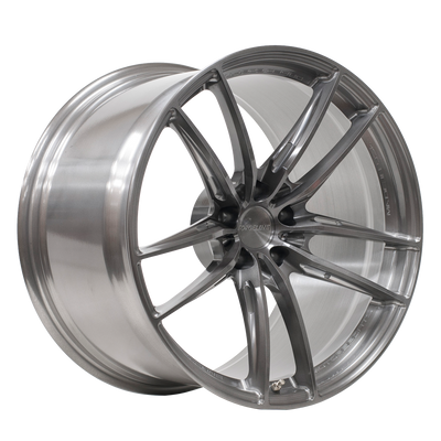 NW103 Finished in Transparent Smoke, hub detail