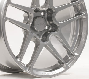ZO1R finished in Hyper Silver Closeup thumbnail
