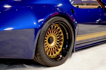 Powder Coated Outer - Gloss Black