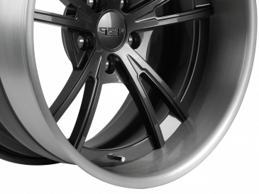 Lexington finished with Graphite center and Brushed outer - spoke detail