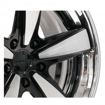 FU3C in Gloss Black/HTM Close Up