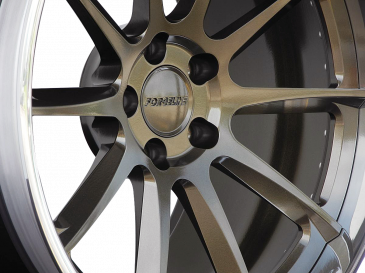 RB3C finished in Satin Bronze, hub detail