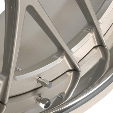 DE3C in finished with Silver center and Polished outer - filler detail